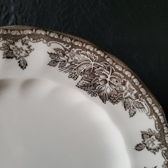 Vintage Johnson Brothers Brown Transferware The Friendly Village Salad Plate - Picture 3 of 5